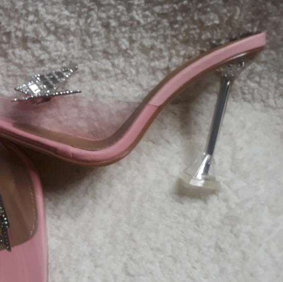 Fashion Nova Pink and Clear Heels with Rhinestone Bow Sz 8.5 - Picture 6 of 6